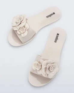 Slides*Melissa Babe Petals Beige