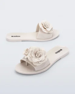 Slides*Melissa Babe Petals Beige