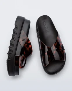Slides|Platform*Melissa Cozy Cross Platform Black/Tortoise