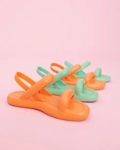 Ankle Strap*Melissa Free Bloom Sandal